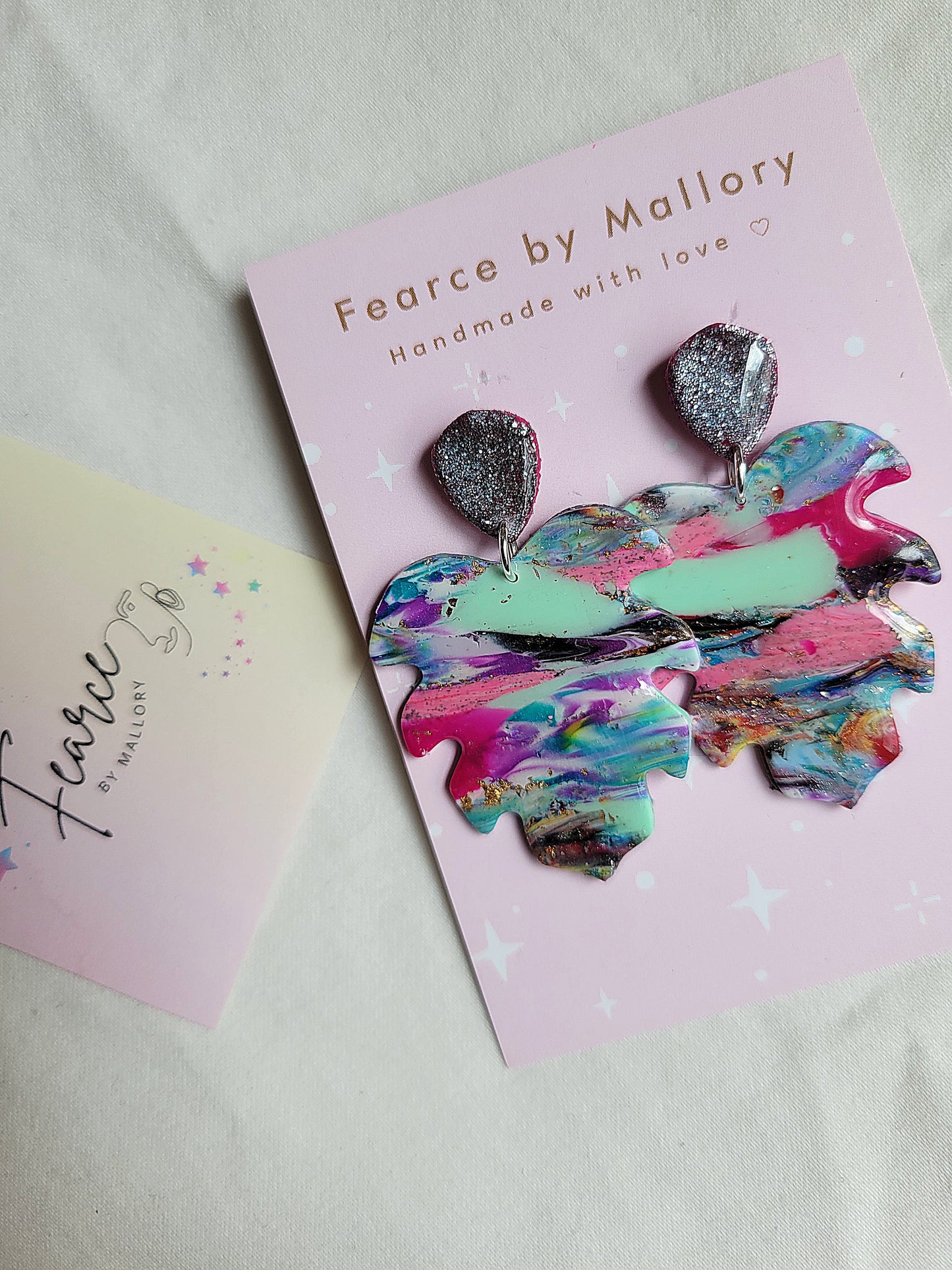 Stylish Sparkle Leaves